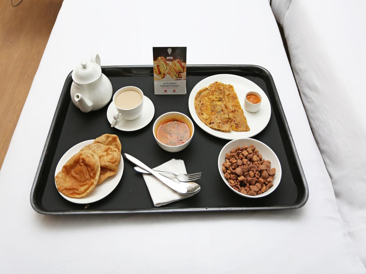 Oyo 10425 Queens Pearl Inn דהראדון מראה חיצוני תמונה