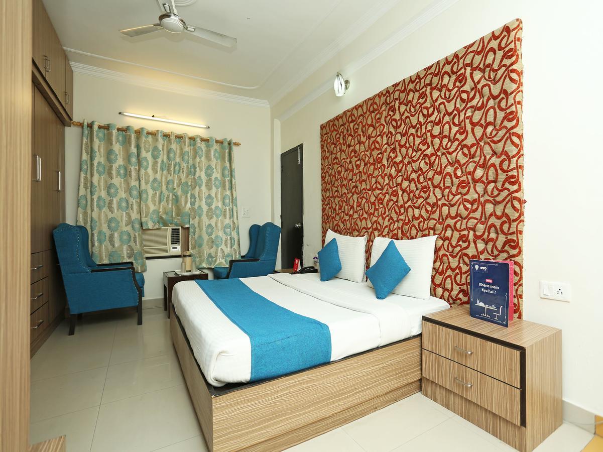 Oyo 10425 Queens Pearl Inn דהראדון מראה חיצוני תמונה