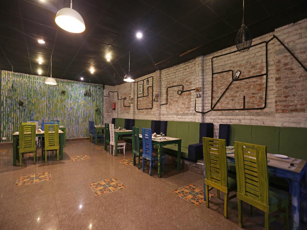 Oyo 10425 Queens Pearl Inn דהראדון מראה חיצוני תמונה