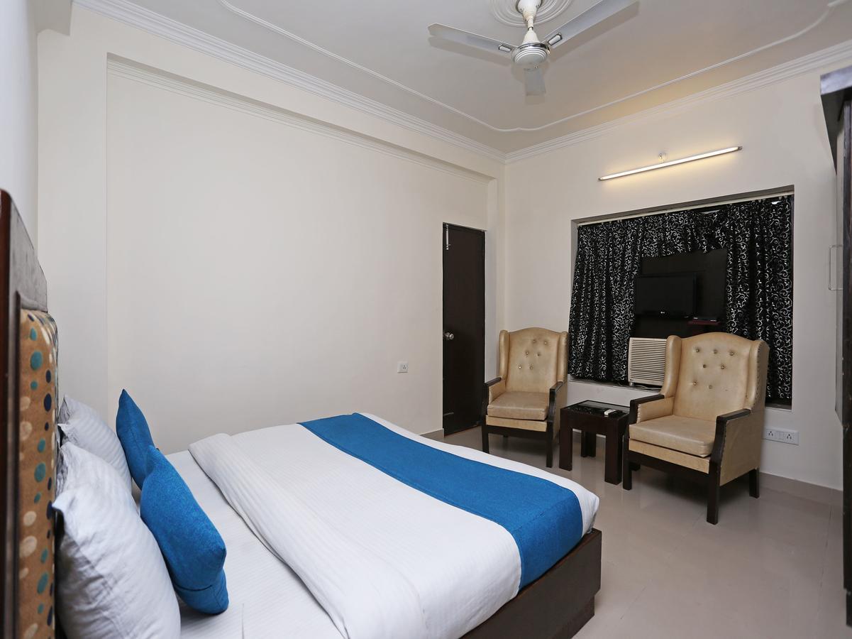 Oyo 10425 Queens Pearl Inn דהראדון מראה חיצוני תמונה