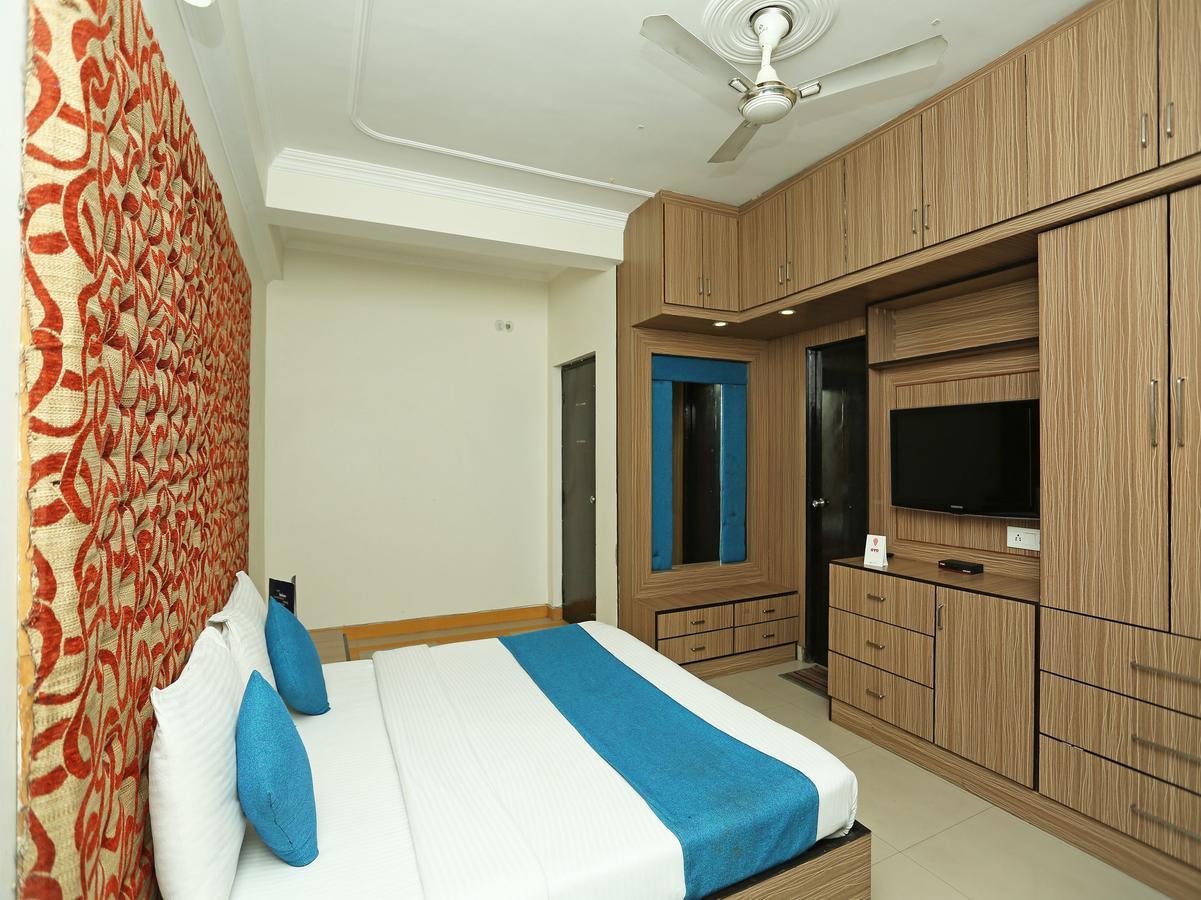 Oyo 10425 Queens Pearl Inn דהראדון מראה חיצוני תמונה