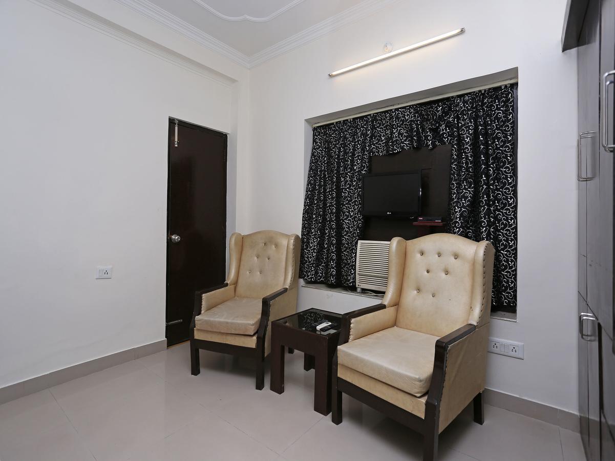 Oyo 10425 Queens Pearl Inn דהראדון מראה חיצוני תמונה