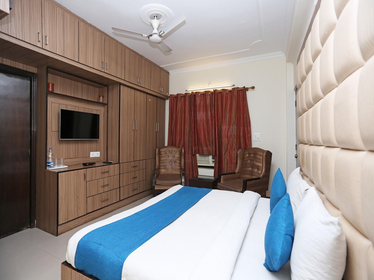 Oyo 10425 Queens Pearl Inn דהראדון מראה חיצוני תמונה
